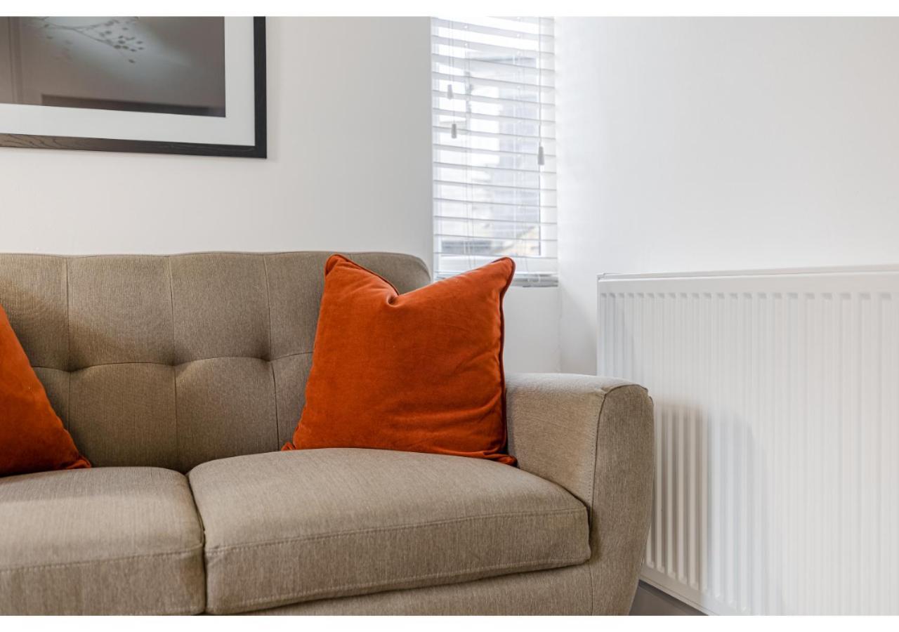 Cozy And Stylish 2 Bedroom Flat In Greater 런던 외부 사진
