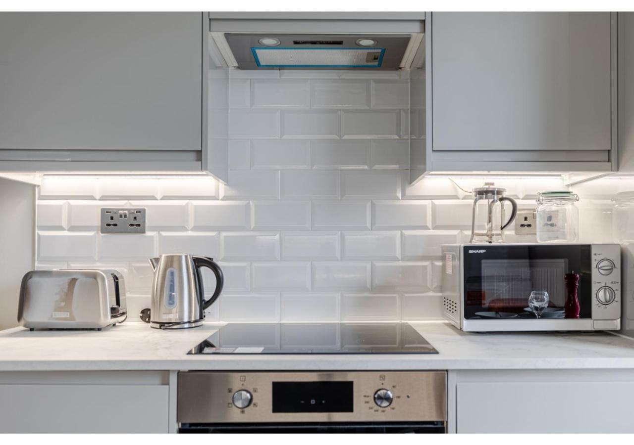 Cozy And Stylish 2 Bedroom Flat In Greater 런던 외부 사진